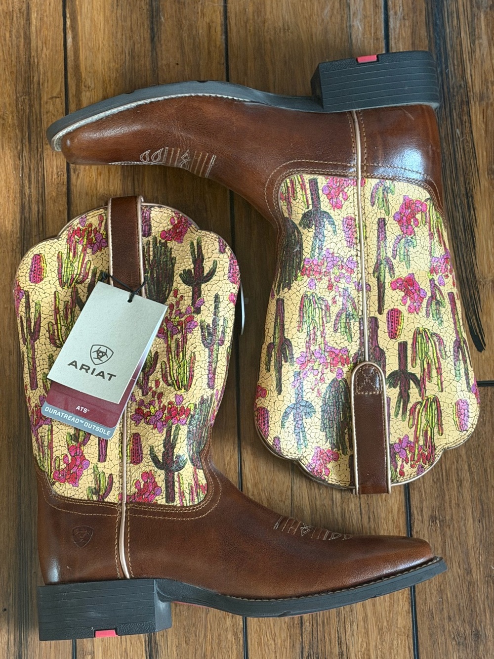 NWT- Ariat Woman’s boots size 10